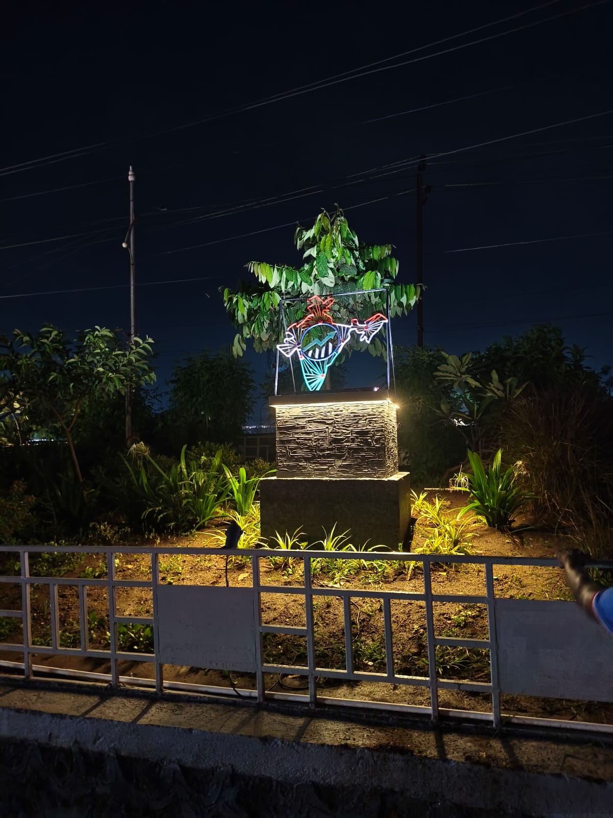 Artistic Landscape Sculpture